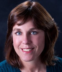Photo of Faculty, Lisa Henderson